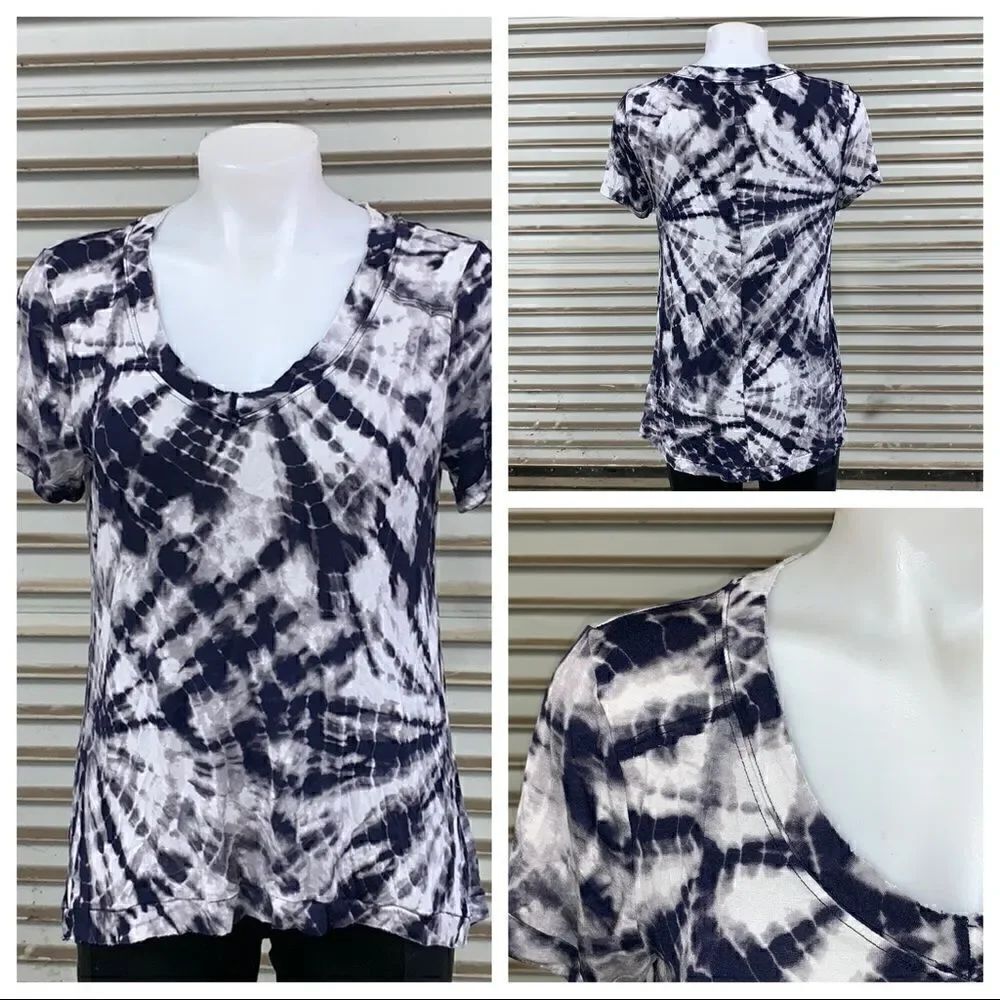 Rock & Republic tye dye top size medium